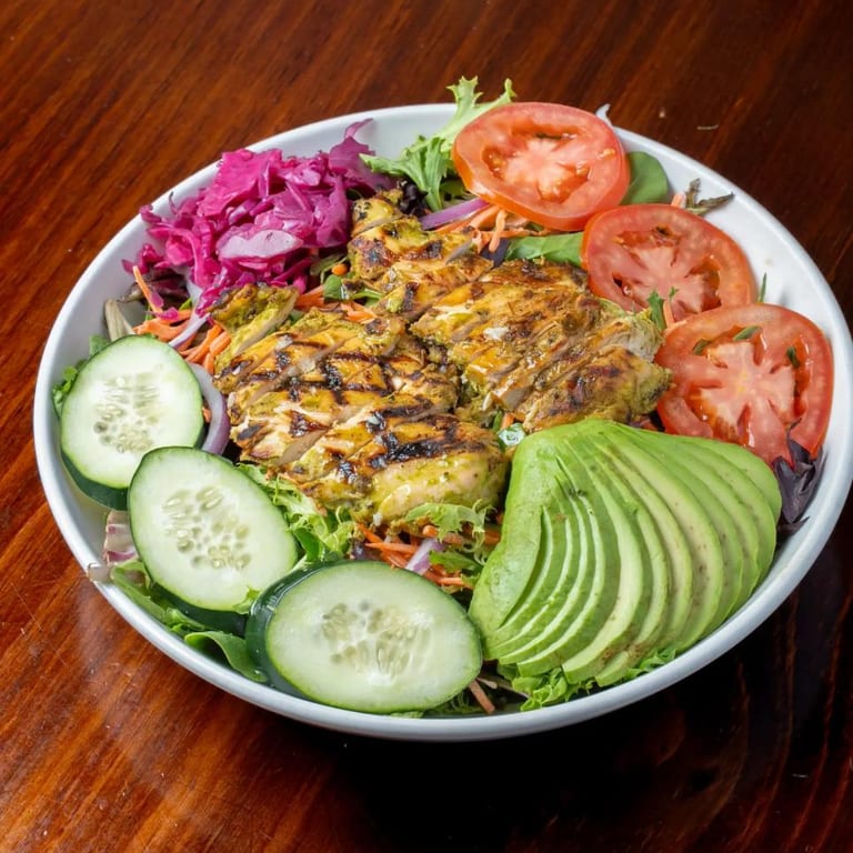 Fresh Cuban Ensalada de Pollo: A Must-Try Dish